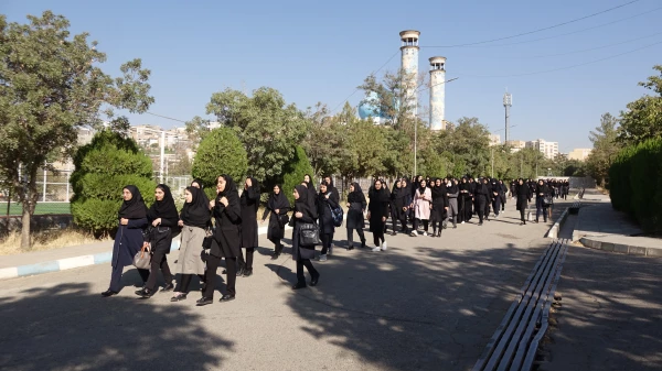 پیاده روی به مناسبت گرامیداشت هفته وحدت و هفته تربیت بدنی 5