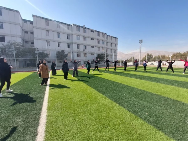 مسابقات  دو و میدانی و طناب کشی به مناسبت هفته ورزش 3