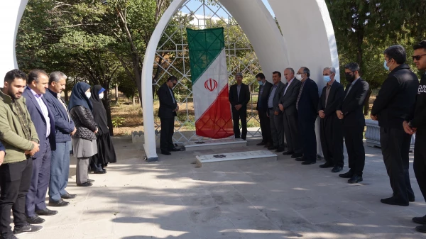 حماسه حضور انقلابی جامعه دانشگاه فرهنگیان کردستان در راهپیمایی روز ملی مبارزه با استکبار جهانی 3