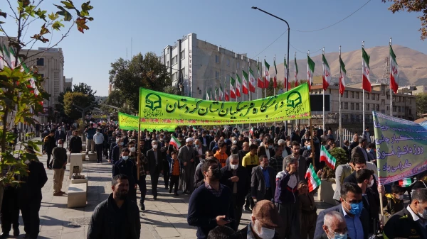 حماسه حضور انقلابی جامعه دانشگاه فرهنگیان کردستان در راهپیمایی روز ملی مبارزه با استکبار جهانی 5