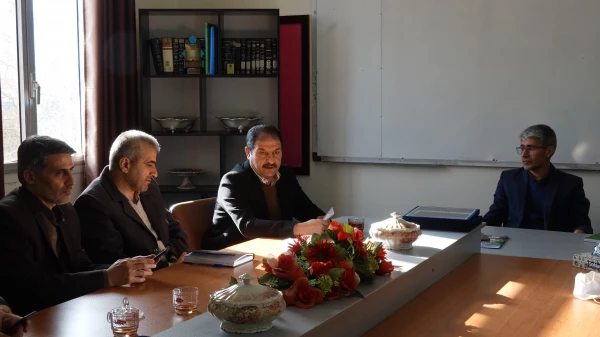 معارفه سرپرست معاونت توسعه منابع و امور دانشجویی پردیس بنت الهدی صدر سنندج 5