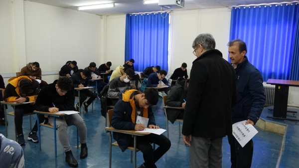 بازید از روند برگزاری امتحانات پایان ترم دانشگاه فرهنگیان استان کردستان
 4