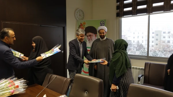 تجلیل از بانوان شاغل در دانشگاه فرهنگیان استان کردستان
 7