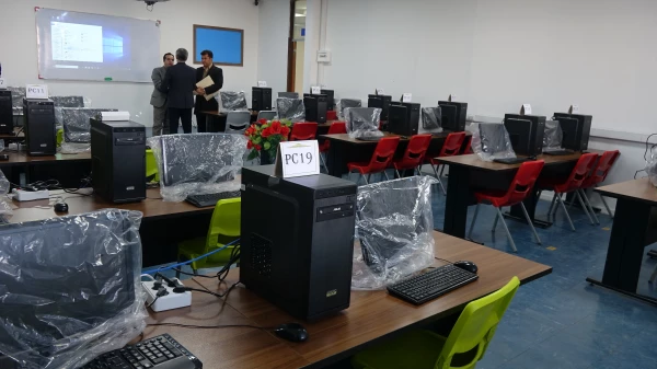 بازدید از روند آماده سازی کارگاه رایانه شماره دو  پردیس شهید مدرس 4