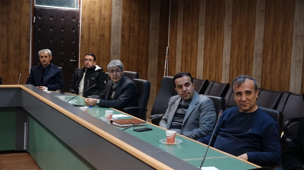 نشست هم اندیشی اساتید و کارکنان دانشگاه فرهنگیان کردستان 9