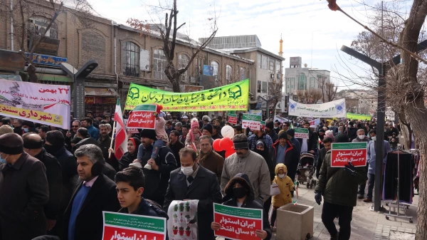 حماسه حضور انقلابی جامعه دانشگاه فرهنگیان کردستان در راهپیمایی یوم الله 22 بهمن 1401
 10