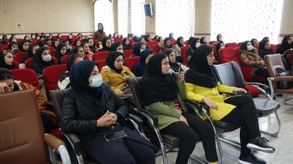 دومین جلسه دوره عملی حضوری تربیت مدرس امداد و نجات هلال احمر
 5