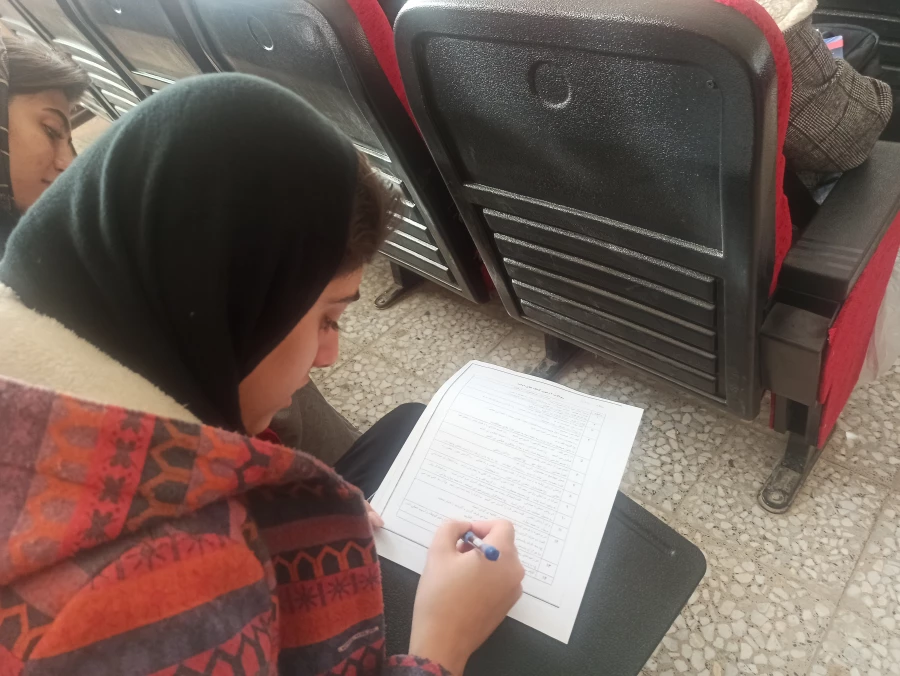 آزمون حضوری دوره عملی حضوری تربیت مدرس امداد و نجات هلال احمر
 5