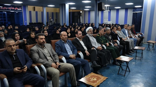 اعزام دانشجومعلمان دختر دانشگاه فرهنگیان کردستان به اردوی راهیان نور
 5