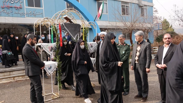 اعزام دانشجومعلمان دختر دانشگاه فرهنگیان کردستان به اردوی راهیان نور
 8
