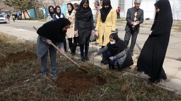برگزاری مراسم روز درختکاری در دانشگاه فرهنگیان کردستان 27