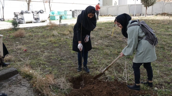 برگزاری مراسم روز درختکاری در دانشگاه فرهنگیان کردستان 28