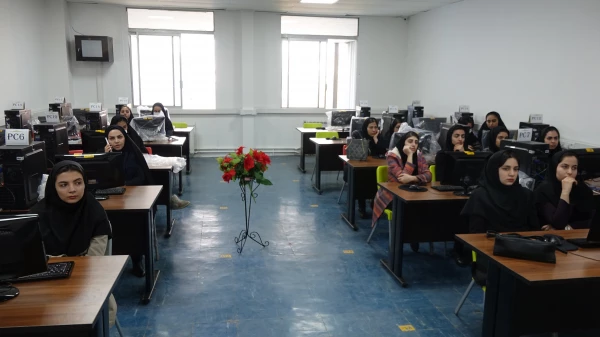 کارگاهی آشنایی با نحوه استفاده از امکانات کتابخانه ای و دسترسی به منابع علمی 3