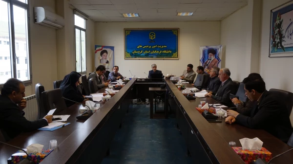 رنامه ریزی گرامیداشت دهه سرآمدی آموزش  3