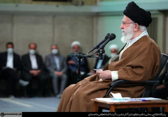 سرمایه گذاری بیشتر بر روی تقویت زیرساختها و ظرفیتهای دستگاههای تربیت معلم بخصوص دانشگاه فرهنگیان
 6