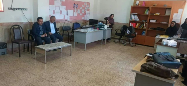 بازدید مسئولان و مدیران گروه های آموزشی دانشگاه فرهنگیان کردستان از مدارس مجری طرح کارورزی
 8