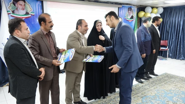 ویژه برنامه بزرگداشت مقام شامخ معلم، استاد و دهه سرآمدی آموزش 12