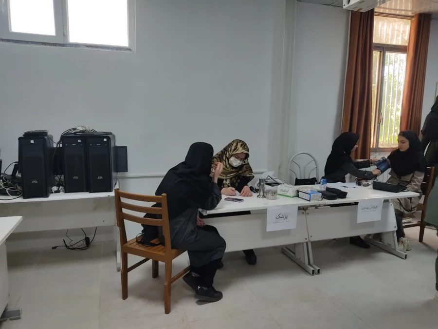 برپایی غرفه سلامت به مناسبت هفته سلامت و سراهای دانشجویی  5