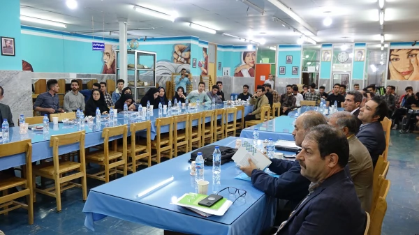 نشست تخصصی کتاب خوان به مناسبت دهه سرآمدی آموزش 6