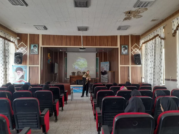 " کارگاه آموزش بهداشت و سلامت زنان ویژه دانشجو معلمان" 5