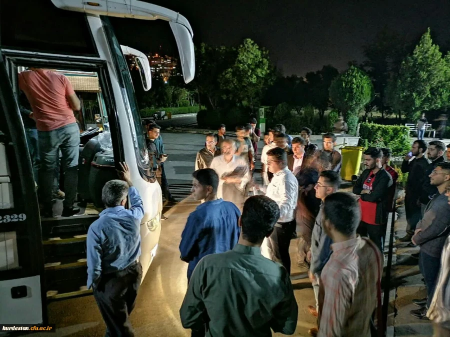 اعزام دانشجویان پردیس شهید مدرس سنندج به نمایشگاه بین المللی کتاب تهران
 7