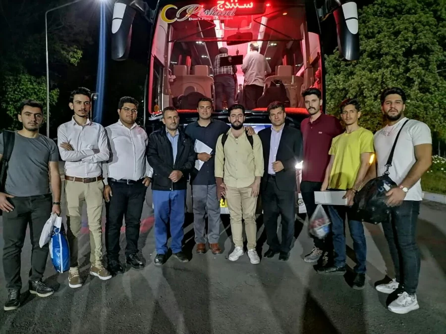 اعزام دانشجویان پردیس شهید مدرس سنندج به نمایشگاه بین المللی کتاب تهران
 7