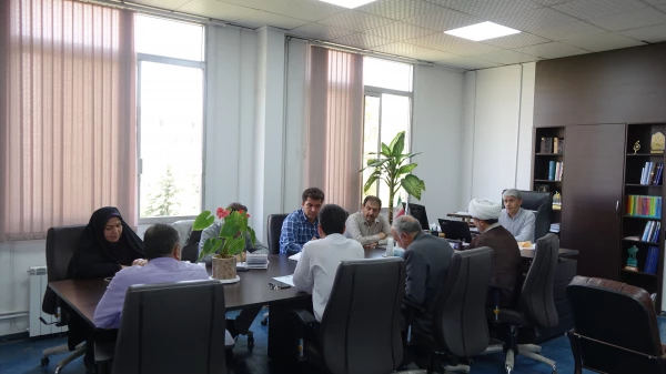 جلسه بررسی دوره های بالندگی پیشنهادی مرکز بالندگی حرفه ای برای تابستان 1402 3