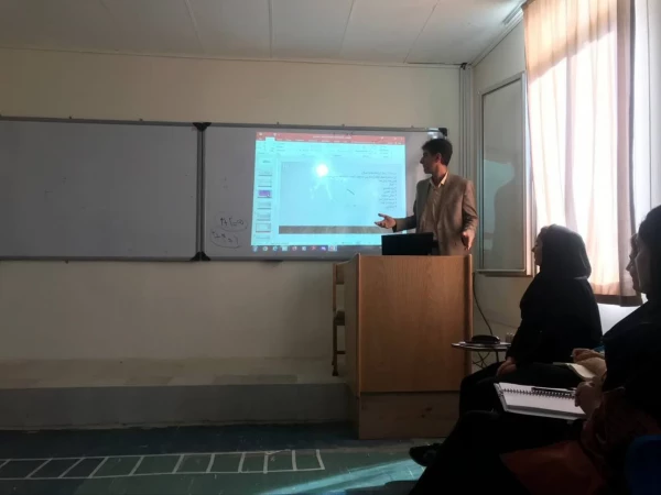 کارگاه آموزش روش های تدریس
 3