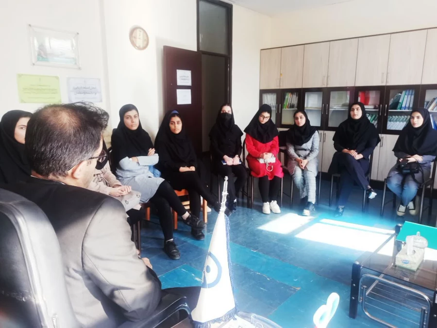 جلسه هماهنگی معاونت فرهنگی با دبیران کانون های فرهنگی و انجمن های علمی  6