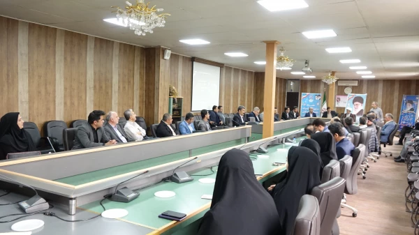 نشست هم اندیشی اساتید و کارکنان دانشگاه فرهنگیان استان کردستان
 4