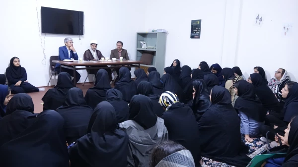 جلسه پرسش و پاسخ دانشجویان با رئیس و مسئولین دانشگاه فرهنگیان کردستان 5