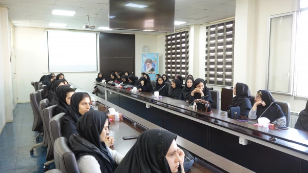 کارگاه نقد کتاب بچه  مردم از جلال آل احمد 6