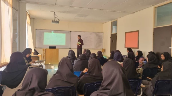  کارگاه چگونه کتاب نقد کنیم 2