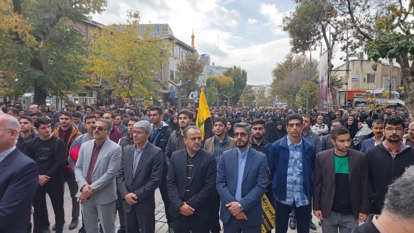 حماسه حضور انقلابی جامعه دانشگاه فرهنگیان کردستان در راهپیمایی سراسری حمایت از مردم غزه 10