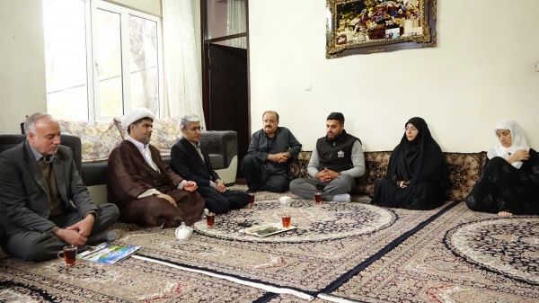 دیدار با خانواده شهدای دانشجو معلم دانشگاه فرهنگیان استان کردستان 3
