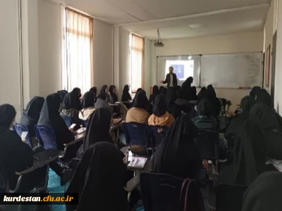 به مناسبت هفته کتاب و کتابخوانی برگزار شد؛

سلسله کارگاه های مقاله نویسی واحد پژوهش پردیس بنت الهدی