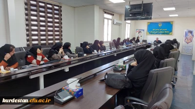  به همت امور فرهنگی پردیس بنت الهدی صدر سنندج با همکاری کانون شعر و ادب برگزار شد؛

کارگاه نقد کتاب