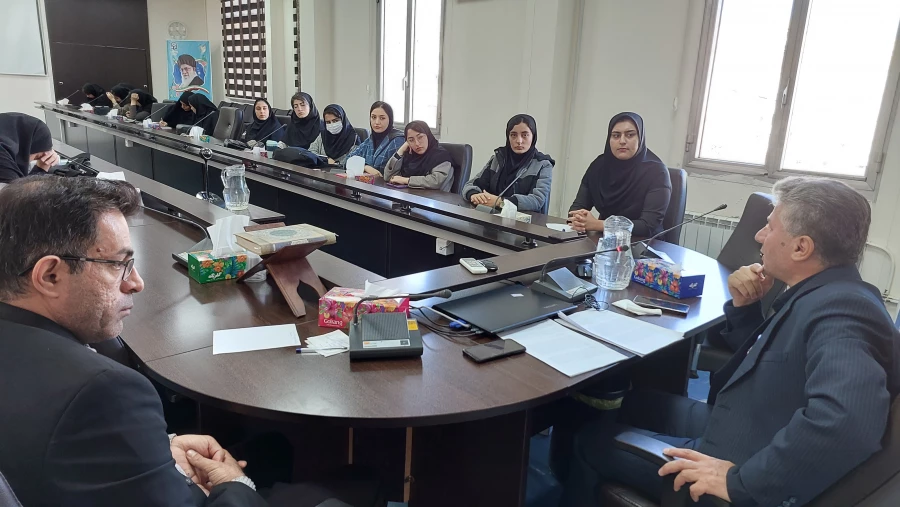 کارگاه نقد کتاب" بار هستی "  5