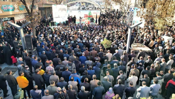 تشییع پیکر مطهر 4 شهید گمنام در سنندج 7