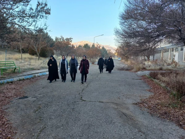  همایش پیاده روی ویژه بانوان دانشگاه فرهنگیان استان کردستان 5