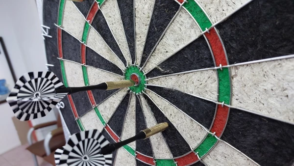 مسابقات دارت اساتید و کارکنان دانشگله فرهنگیان استان کردستان 7