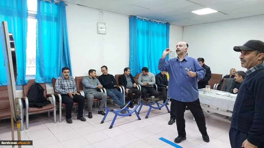 مسابقات دارت اساتید و کارکنان دانشگله فرهنگیان استان کردستان 9