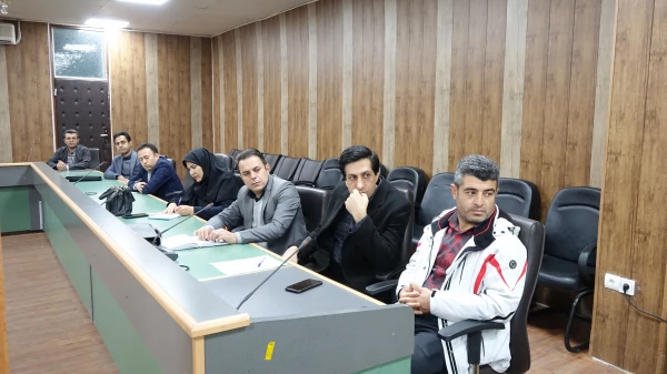 دوره آسیب شناسی برنامه های درس کارورزی  9