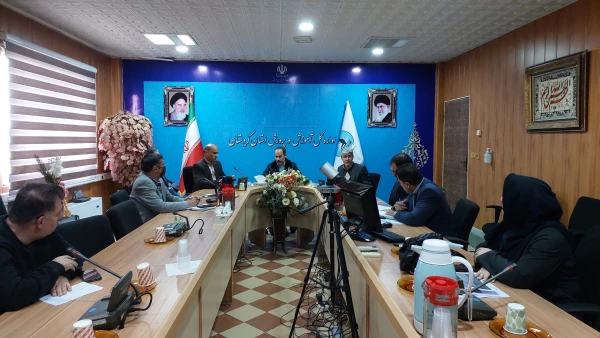 نشست تخصصی کارگروه راهبری کارورزی دانشگاه فرهنگیان استان کردستان
 3