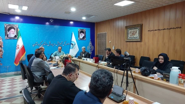 نشست تخصصی کارگروه راهبری کارورزی دانشگاه فرهنگیان استان کردستان
 4