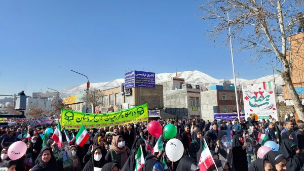 حماسه حضور انقلابی جامعه دانشگاه فرهنگیان کردستان در راهپیمایی یوم الله 22 بهمن 1402 5