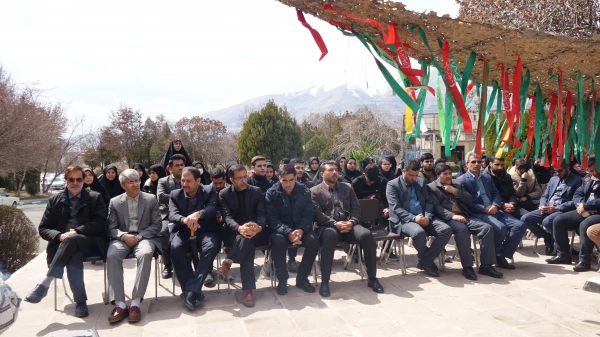 مراسم روز بزرگداشت شهدا در دانشگاه فرهنگیان استان کردستان
 9