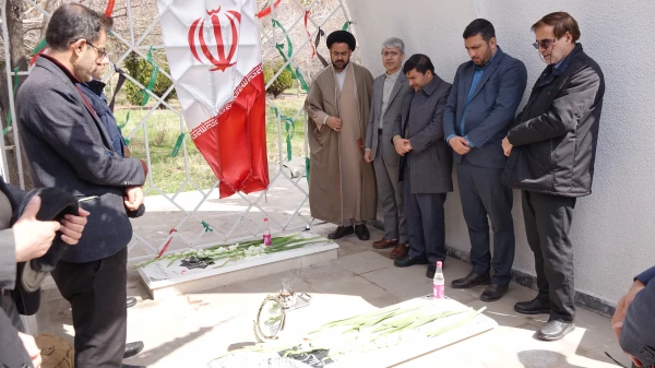 مراسم روز بزرگداشت شهدا در دانشگاه فرهنگیان استان کردستان
 11