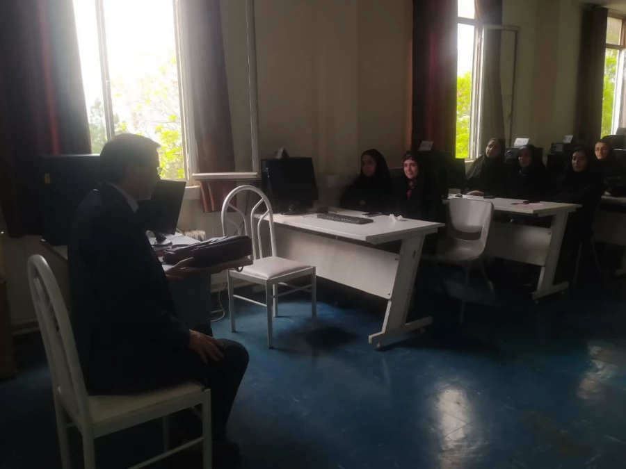 کارگاه مهارت های زندگی قرآنی 4