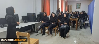 با همکاری کانون همیاران بهداشت و سلامت برگزار شد؛

 کارگاه آموزشی سلامت  خانواده  و  جوانی  جمعیت